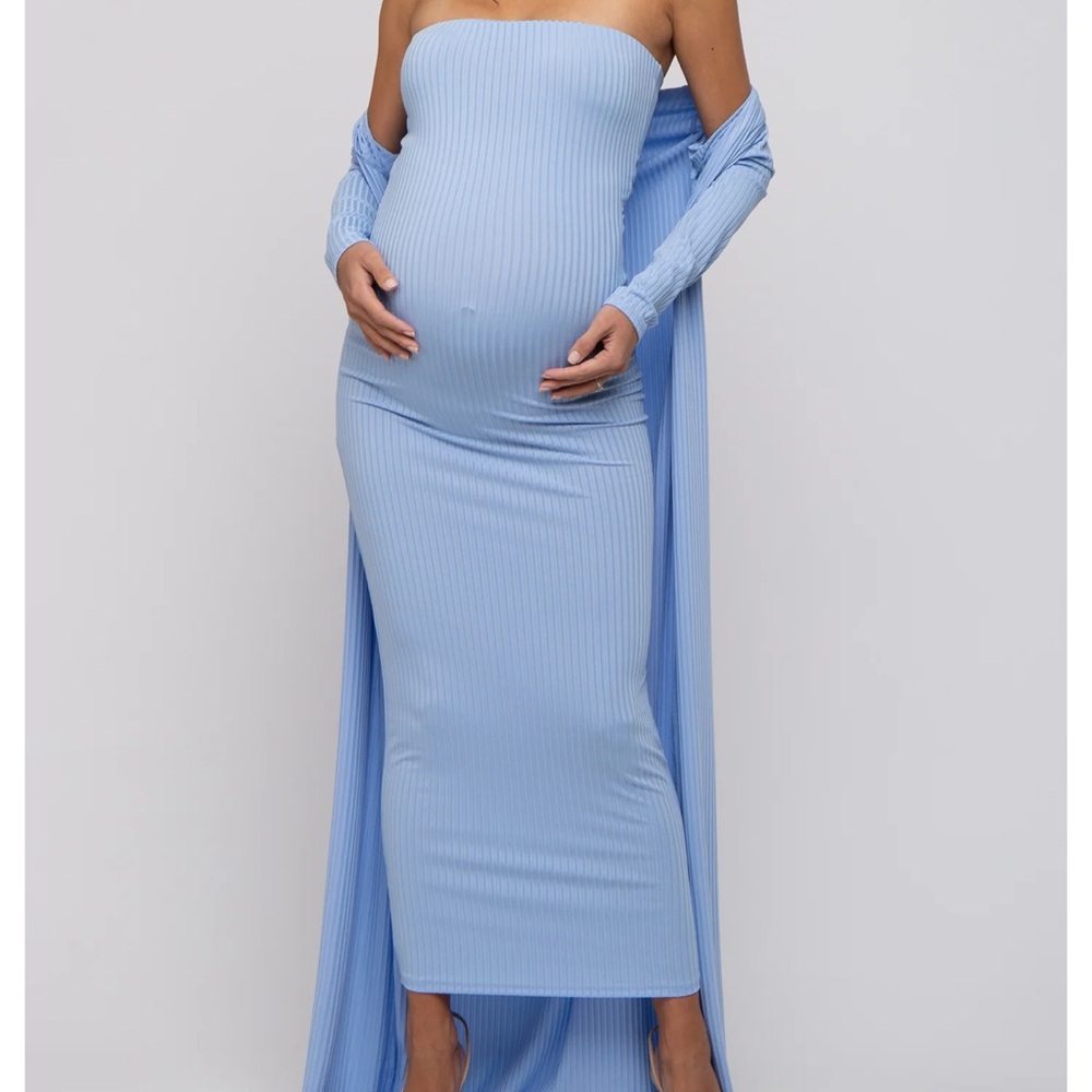Strapless ribbed light blue maternity dress with matching cardigan